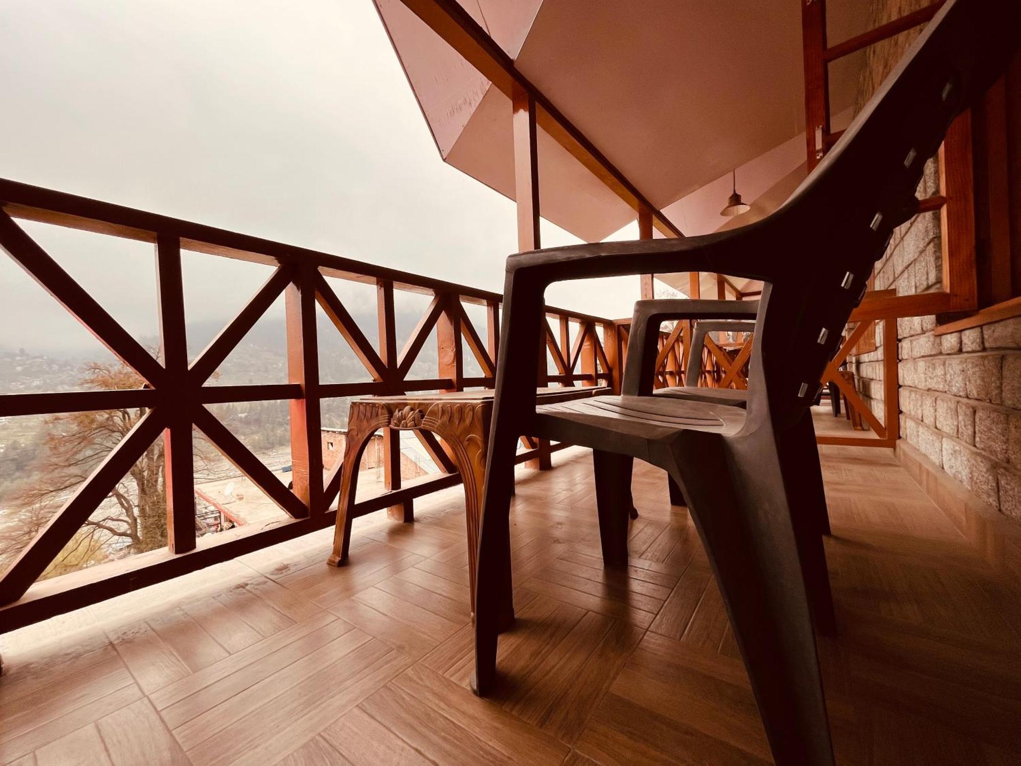 Sita Hotel & Cottage, Manali - A Boutique Wellness Hotel Exterior photo