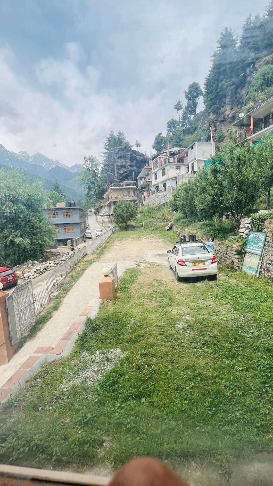 Sita Hotel & Cottage, Manali - A Boutique Wellness Hotel Exterior photo